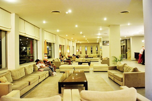 Club Tropicana & Spa