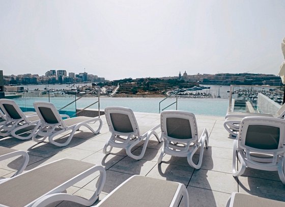 Grands Suites Hotel Residences & Spa
