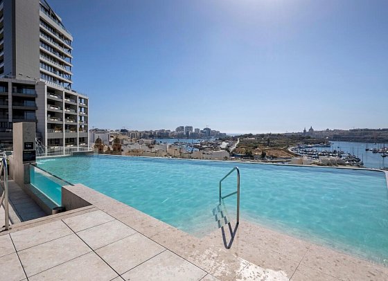 Grands Suites Hotel Residences & Spa