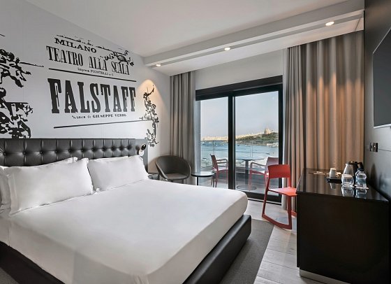 Hotel Verdi Gzira Promenade - Wohnbeispiel Doppelzimmer Deluxe Meerblick (Zimmercodierung DDM)