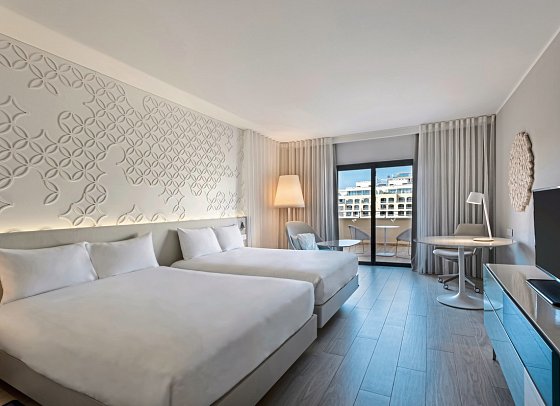 Hilton Malta - Wohnbeispiel Queen Deluxe Hafenblick (Zimmercodierung DD3)