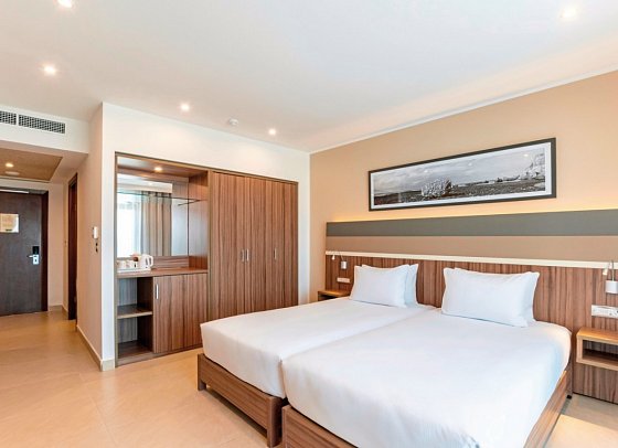 DoubleTree by Hilton Malta - Wohnbeispiel Doppelzimmer Superior Meerblick (Zimmercodierung DS8)