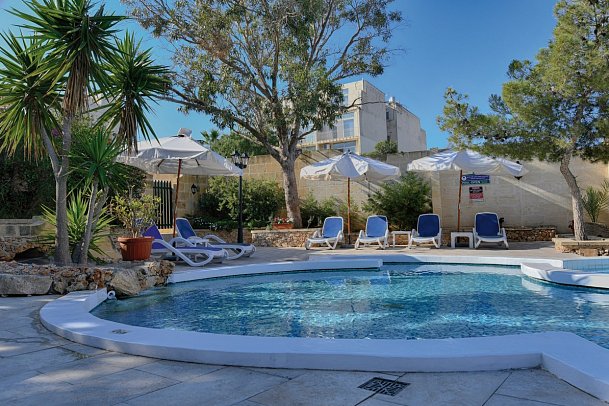 Cornucopia Hotel