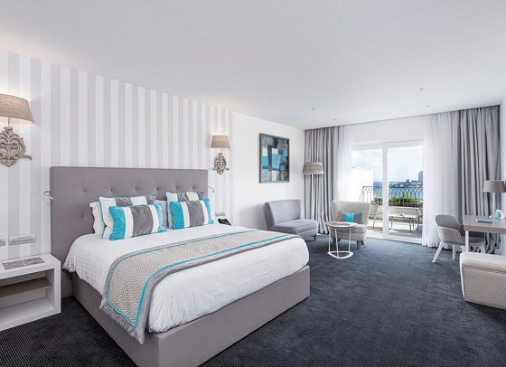 Boutique Hotel Juliani - Wohnbeispiel Juniorsuite (Zimmercodierung J1M)
