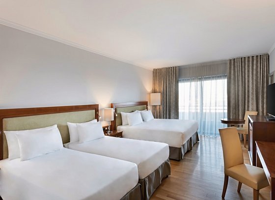 Radisson Blu St. Julian's - Wohnbeispiel Familienzimmer (Zimmercodierung FB1)