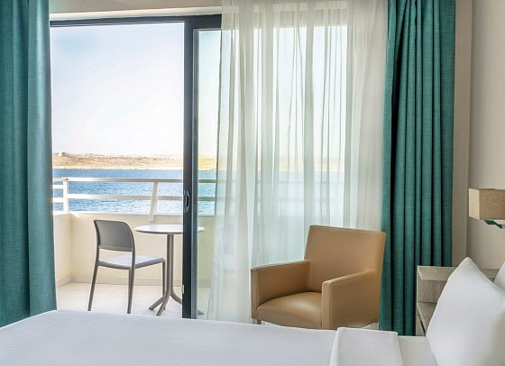 Riviera Spa Resort - Adults Only - Wohnbeispiel Junior Suite Meerblick (Zimmercodierung JBM)