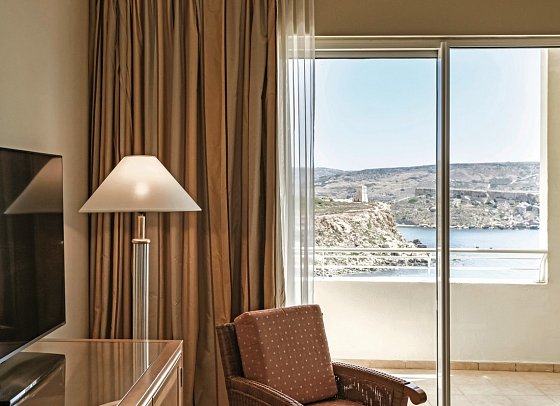 Radisson Blu Resort & Spa Golden Sands - Wohnbeispiel Suite Meerblick (Zimmercodierung WBM)