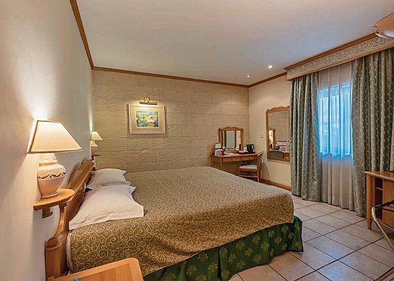 Grand Hotel Gozo - Wohnbeispiel Doppelzimmer (Zimmercodierung DB1)