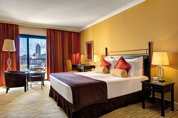 Corinthia St. George's Bay - Wohnbeispiel Doppelzimmer Deluxe (Zimmercodierung DDM)