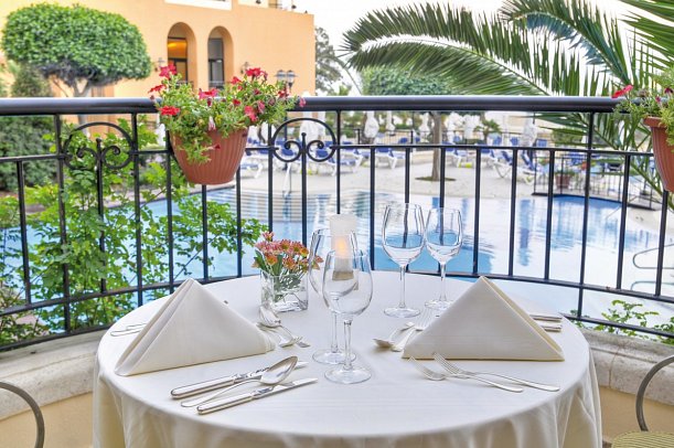 Corinthia St. George's Bay