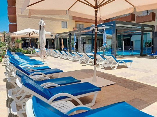 Luna Holiday Complex