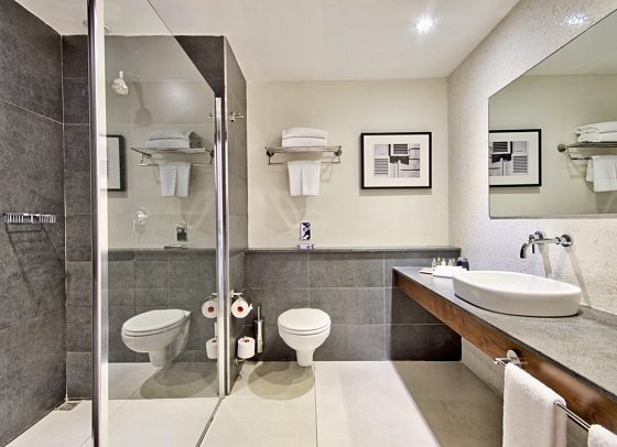 The George, Urban Boutique Hotel - Badbeispiel (Zimmercodierungen DD1 & JB1)