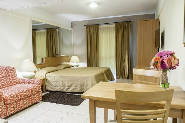 Pergola Hotel & Spa - Wohnbeispiel Studio (Zimmercodierungen SBL & SBM)