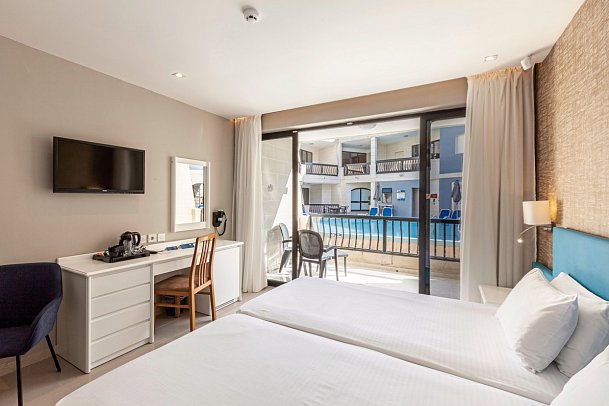 Pergola Hotel & Spa - Wohnbeispiel Doppelzimmer Poolblick (Zimmercodierung DBP)