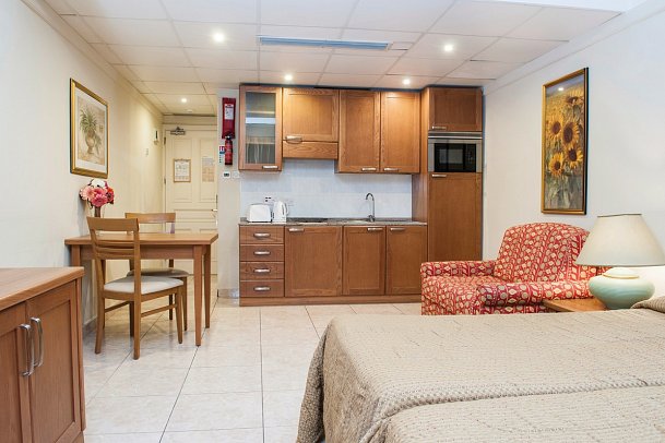 Pergola Hotel & Spa - Wohnbeispiel Studios (Zimmercodierungen SBL & SBM)