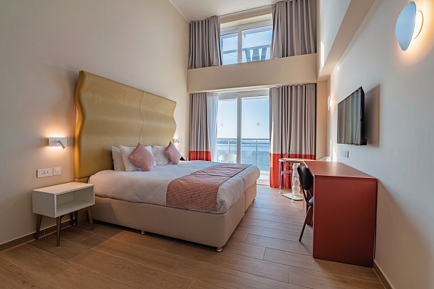 Seaview Hotel - Wohnbeispiel Doppelzimmer Meerblick (Zimmercodierung DBM)