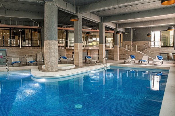 Pebbles Resort