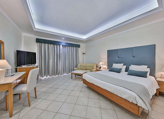 Paradise Bay Resort - Wohnbeisoiel Juniorsuite (Zimmercodierung JBO)
