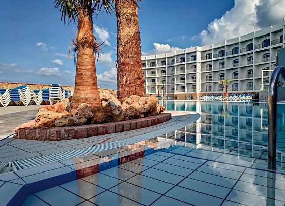 Paradise Bay Resort