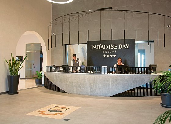 Paradise Bay Resort