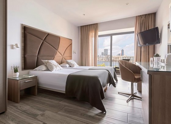 Plaza Regency Hotel - Wohnbeispiel Doppelzimmer Superior Meerblick (Zimmercodierung DSM)