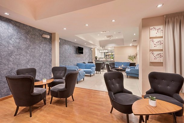 Plaza Regency Hotels