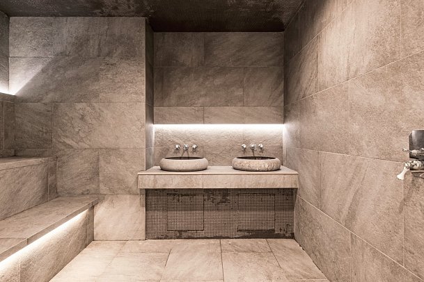 Urban Valley Hotel & Spa