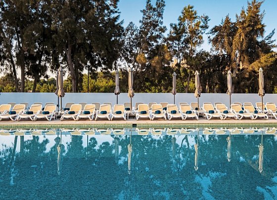 Urban Valley Resort & Spa