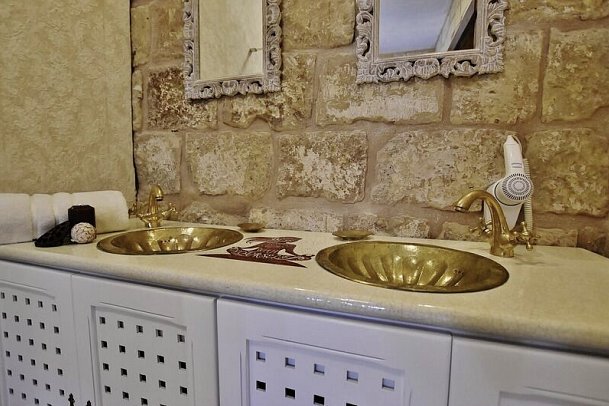 Chapel 5 Boutique Suites - Badbeispiel Suite (Zimmercodierung WB1)