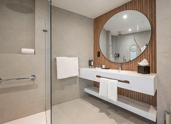 Best Western Premier - Badbeispiel (Zimmercodierungen DD1, DDN, JB1 & JBN)