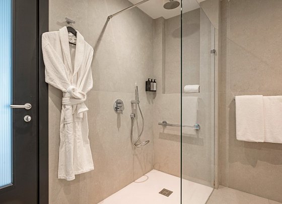 Best Western Premier - Badbeispiel (Zimmercodierungen DD1, DDN, JB1 & JBN)
