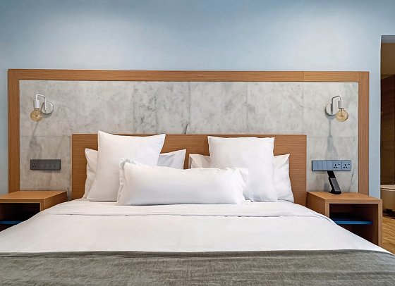 Reef Hotel & Spa