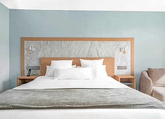 Reef Hotel & Spa