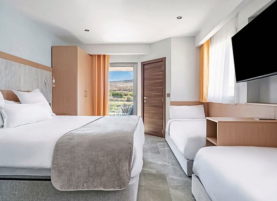 Reef Hotel & Spa