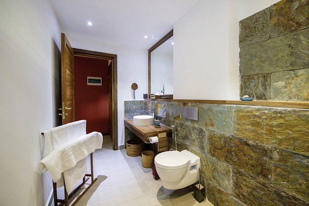 The Barefoot Eco Hotel - Beispiel Bad Beachfront (Zimmercodierungen UG3 & VV3)