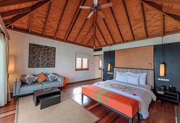 Meeru Maldives Resort Island - Wohnbeispiel Jacuzzi Water Villa (Zimmercodierung VX2)