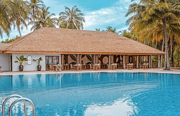 Meeru Maldives Resort Island