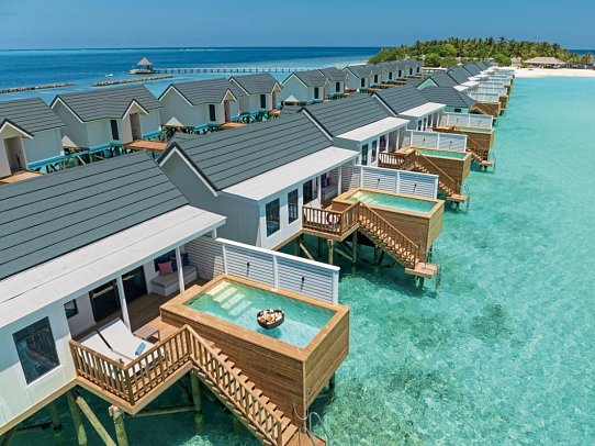 Sentido OBLU Helengeli - Wohnbeispiel Sunrise Water Villa with Pool (Zimmercodierungen VX1 & VX2)