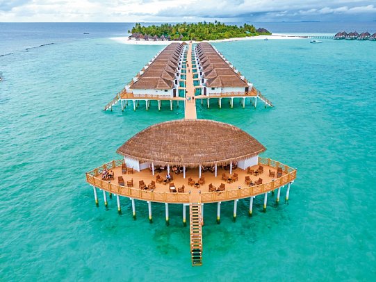 Angaga Island Resort & Spa