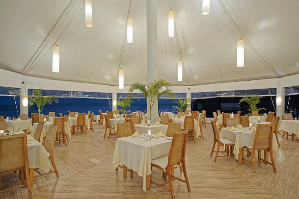 Safari Island Resort & Spa