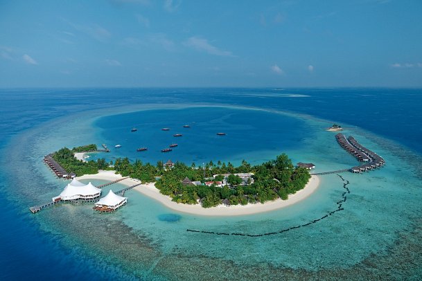 Safari Island Resort & Spa