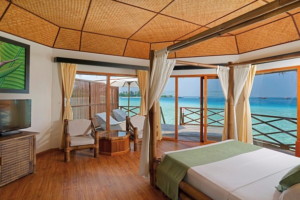 Safari Island Resort & Spa - Wohnbeispiel Water Bungalow (Zimmercodierung BX2)