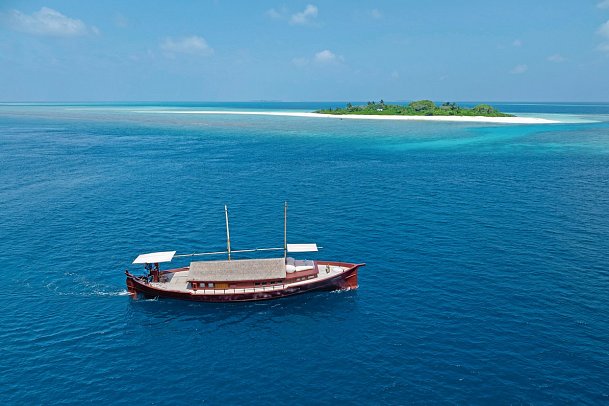 Safari Island Resort & Spa