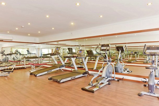 Dreamland The Unique Sea & Lake Resort & Spa