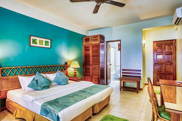 Fihalhohi Maldives - Wohnbeispiel Deluxe Beach (Zimmercodierung UD2)