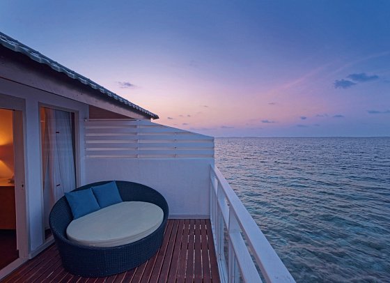 Embudu Village Maldives - Wohnbeispiel Water Bungalow (Zimmercodierung BX1)