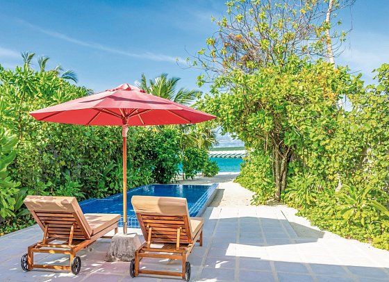 Siyam World Maldives - Beispiel Terrasse Pool Beach Villa (Zimmercodierungen VG1, VV1, VB1 & VV5)
