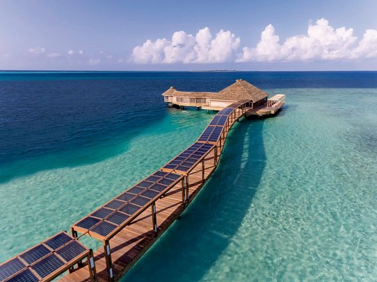 Hurawalhi Island Resort