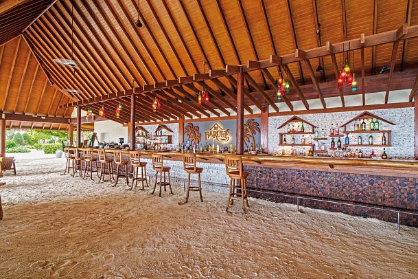Reethi Faru Resort