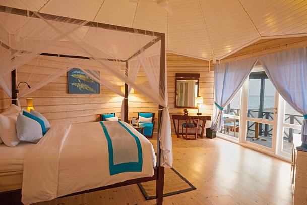 Kuredu Island Resort & Spa - Wohnbeispiel Sangu Water Villa (Zimmercodierung VX1)